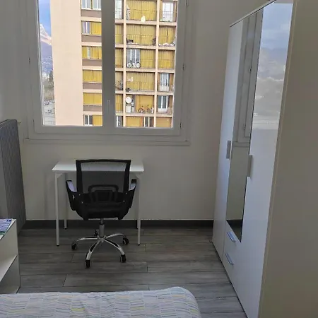 Dans Partagé, à 8 Min Du Centre-ville Quarto em Acomodações Particulares
