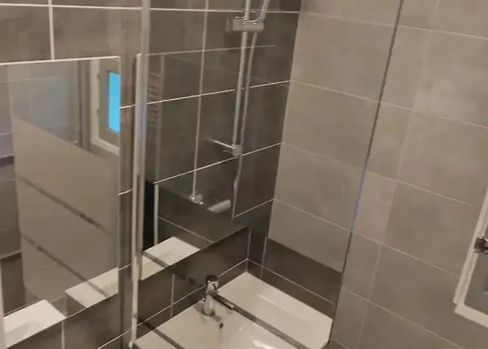 Homestay szállás Dans Partage, A 8 Min Du Centre-ville *